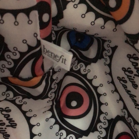 Benefit Limited-edition Cosmetics Bag - Picture 5 of 9